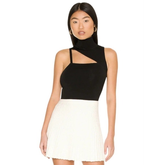 Alice + Olivia Tops - Alice + Olivia Wynn Cut Out Sweater Tank Womens XL Black Mock Neck NWT $275